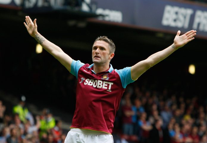 West Ham United v Aston Villa - Premier League